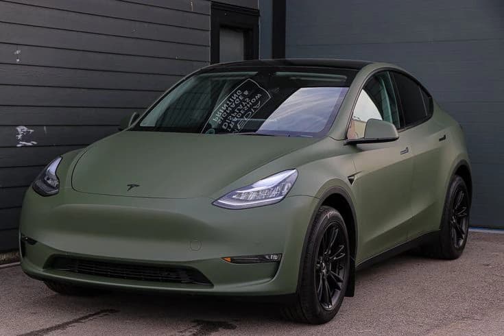 Satin vinyl wrap on a Lamborghini Urus